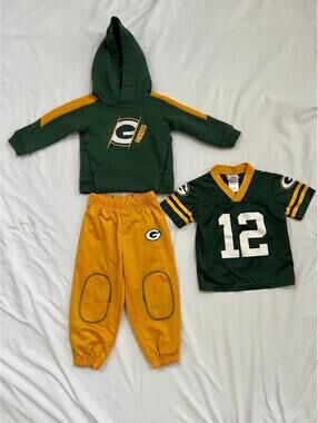 NFL Team Apparel kids 2T Green Bay Packer outfit